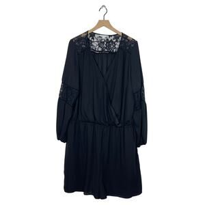 Boutique + Wrap Romper Plus Size 2X Black Floral Lace Panel V-Neck Long Sleeve